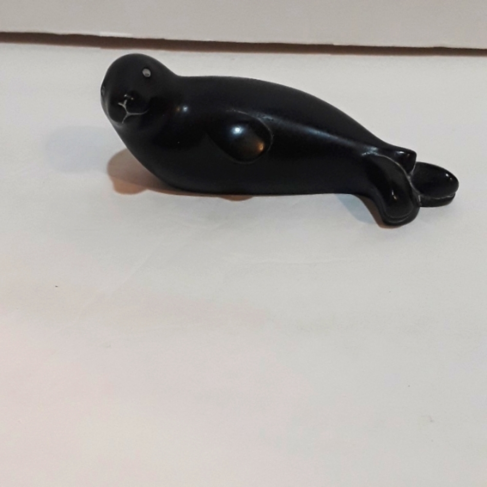 c RARE BLACK SEAL SEA LION WOOD CARVED BOMA CANADA FIGURINE